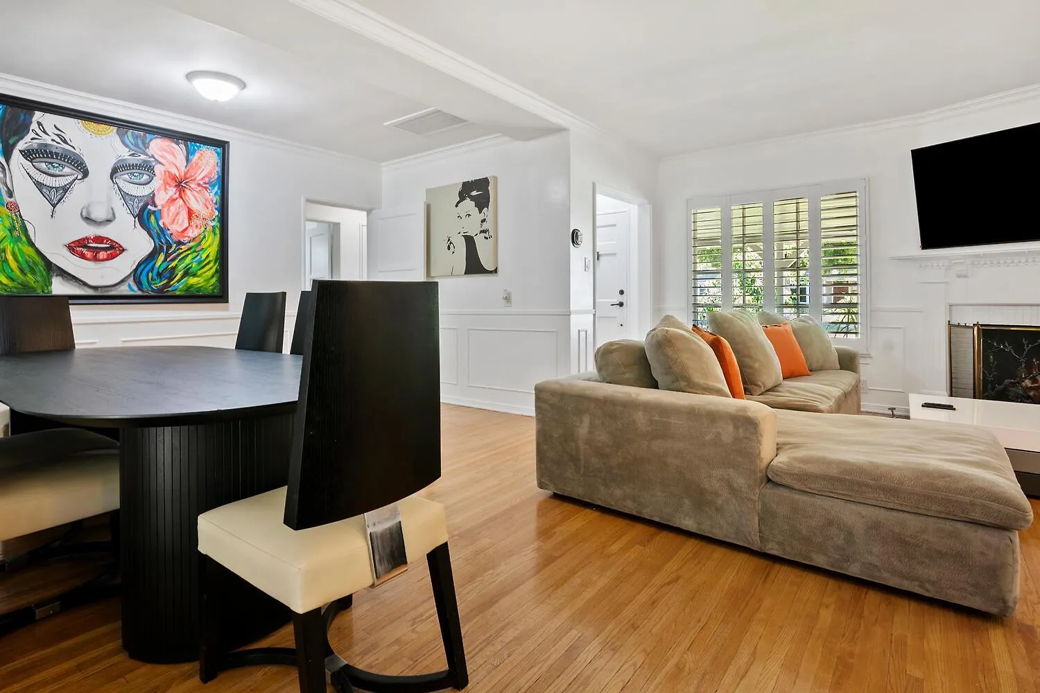 Modern 4Bed 3Bath Villa With Piano Near Universal Studio & Hollywood For 9 Los Angeles