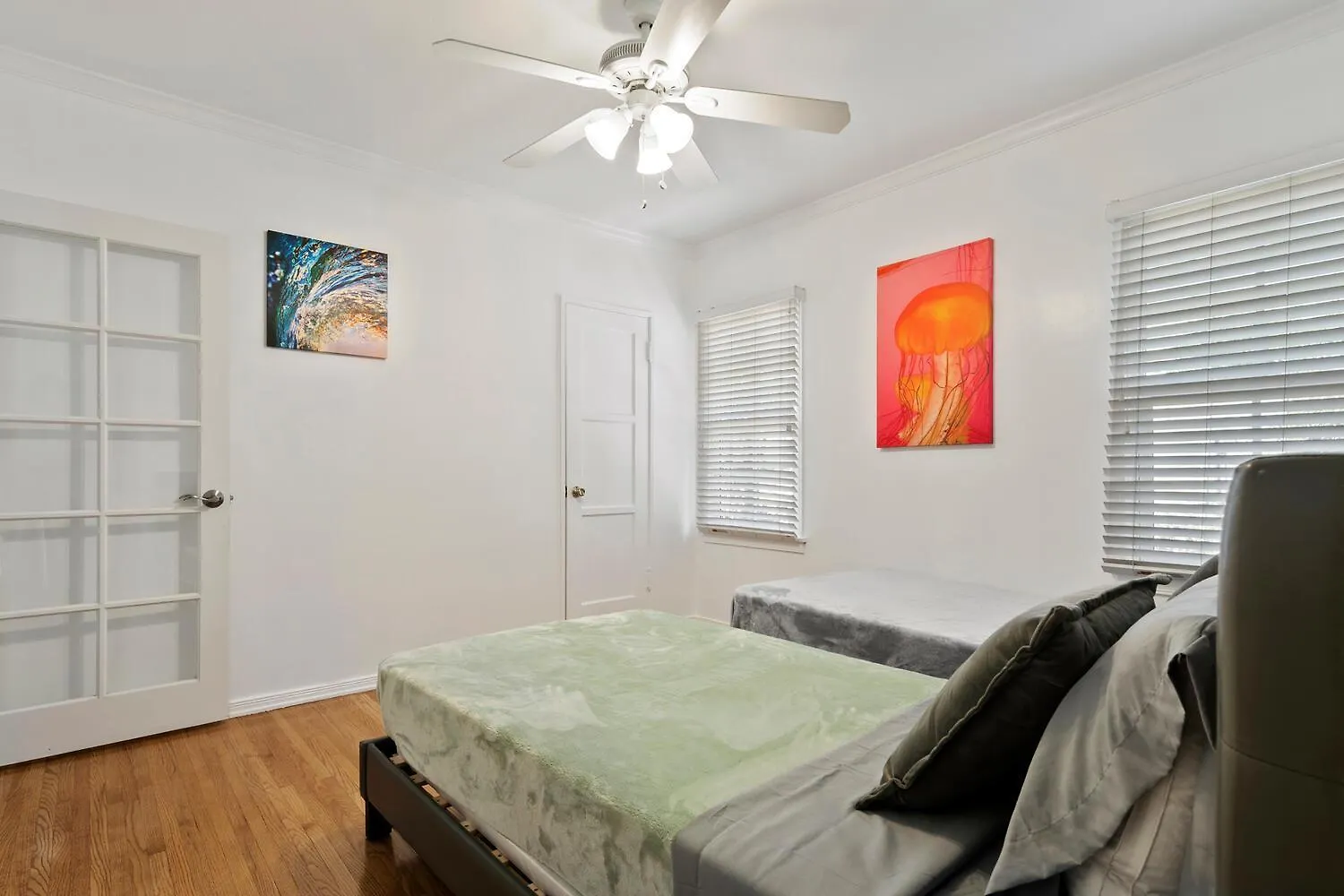 Modern 4Bed 3Bath Villa With Piano Near Universal Studio & Hollywood For 9 Los Angeles United States